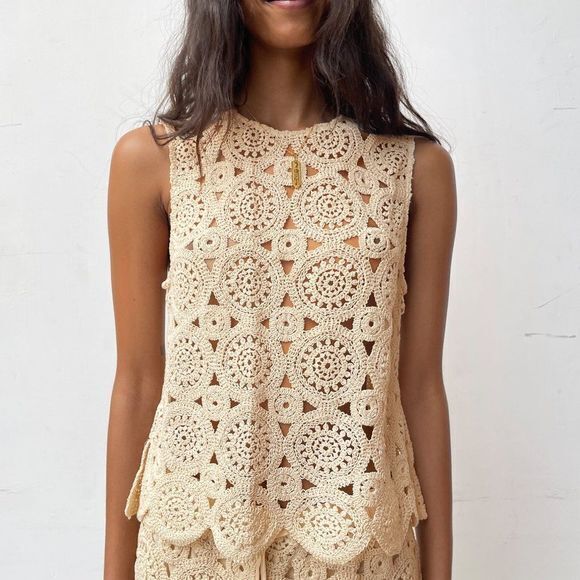 NEW ZARA CROCHET TOP SAND SLEEVELESS WOMENS SIZE XS BLOUSE TANK‎ TOP - Picture 1 of 11